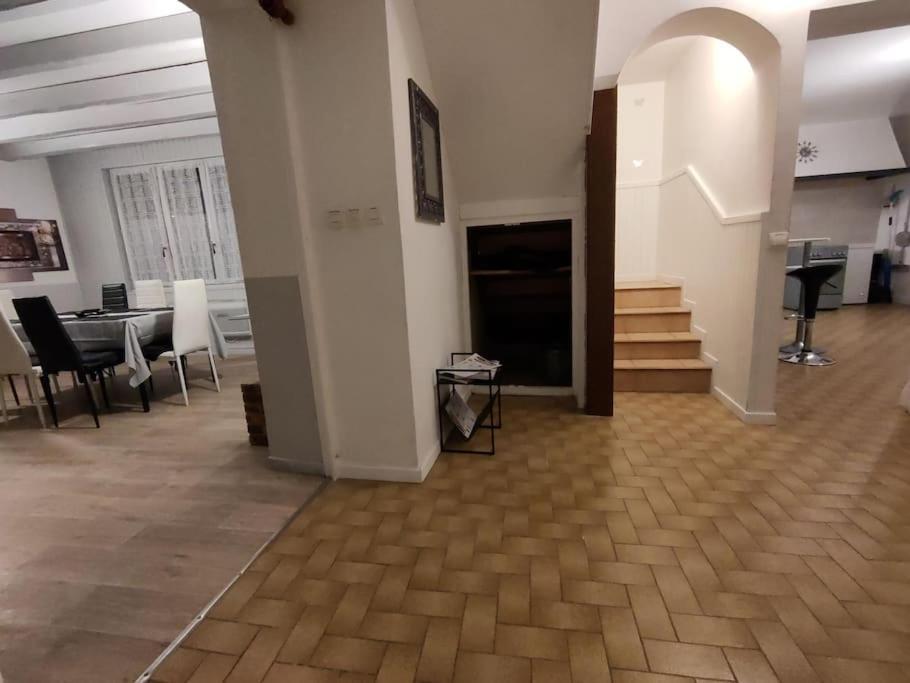 Pause Entre Deux Meaux ► Proche Disneyland Paris ► Wifi ► Netflix ► 24/24H Penchard Exterior foto